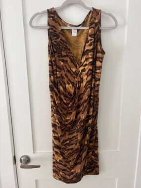 DVF Diane von Furstenberg 100% Silk Tiger Print Dress designer luxe Size 8